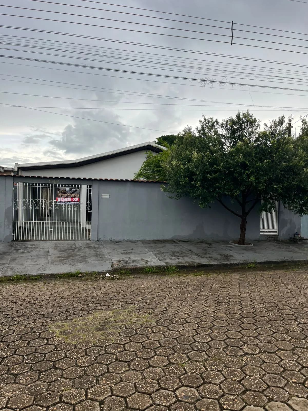 CASA A VENDA